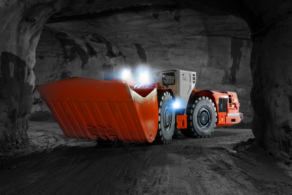 Toro™ LH621i | Sandvik Rental And Used Equipment