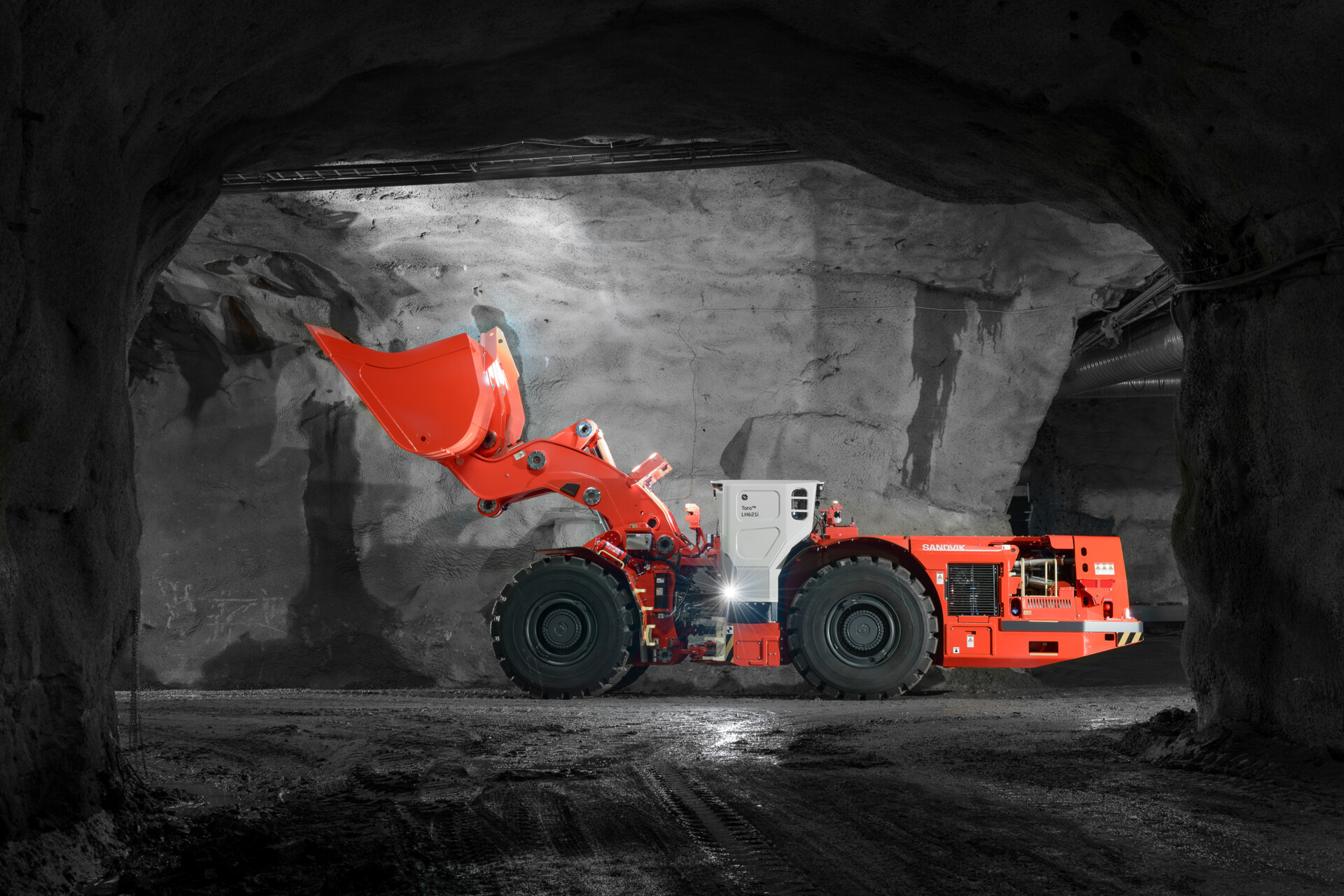 Toro™ LH621i | Sandvik Rental And Used Equipment